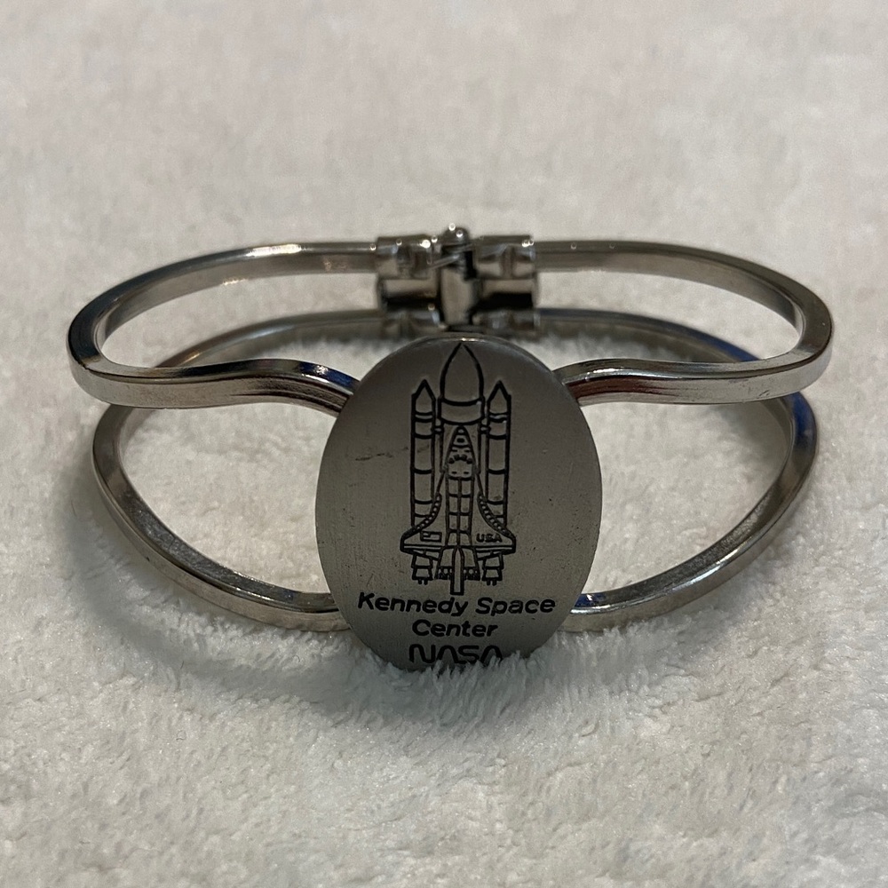 Vintage NASA Kennedy Space Center silver hinge Bracelet